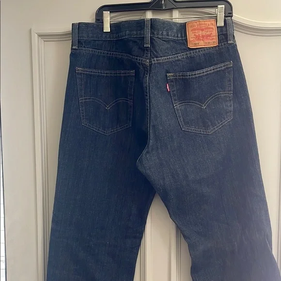 Levi's Blue Relaxed Fit Jeans Classic Comfort - Picture 1 of 3